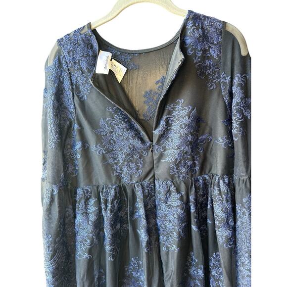 Motherhood Maternity Dress Medium Black Blue Mesh Bell Sleeve Whimsigoth Witchy - Picture 11 of 11